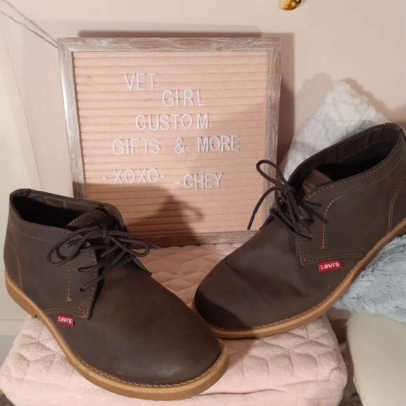 Levi's Other - Men's Levi's sz 8 Arnold Brown boots